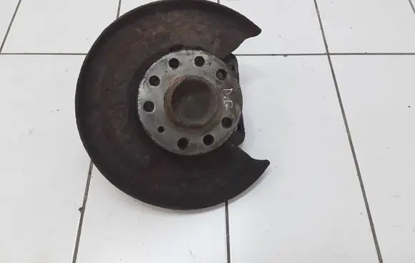 Opel Astra H Rear wheel hub spindle/knuckle 