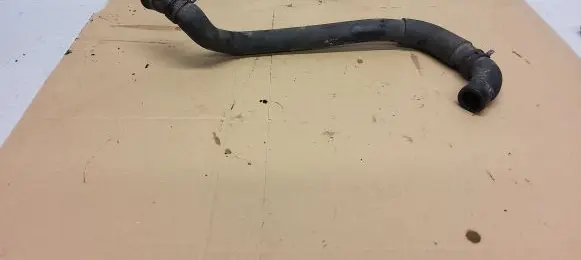 Nissan X-Trail T30 Engine coolant pipe/hose