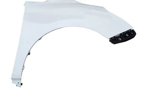 Toyota Verso Fender 