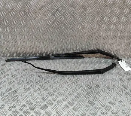 Toyota Sienna XL40 IV Windshield/front glass wiper blade 8521108040 8522108040