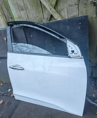 Hyundai ix35 Front door