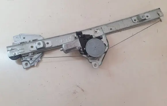 Suzuki Grand Vitara II Front door window regulator with motor 8343065J00 2621003520