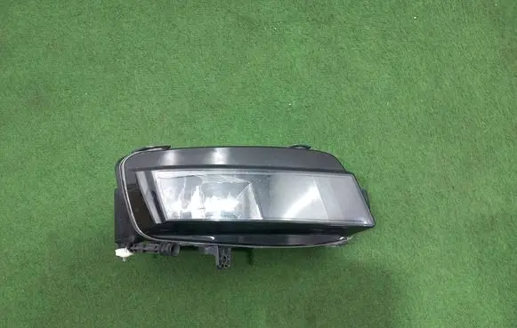 Volkswagen Golf VII Front fog light 5G0941662D 011223060009239S