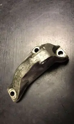 BMW 1 E81 E87 Fuel pump bracket 7804376
