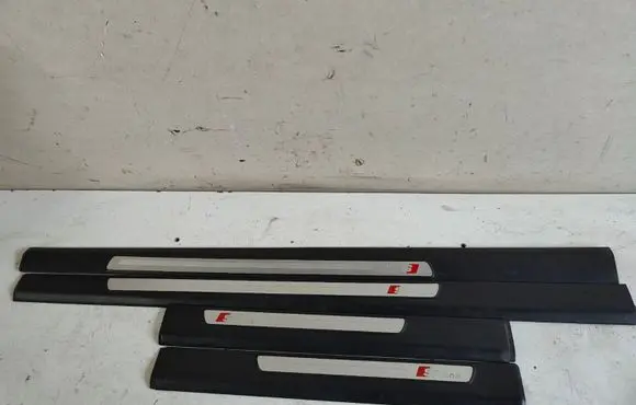 Audi A6 S6 C6 4F sill trim set (inner) 4F0853373