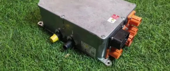Porsche Cayenne (9Y0 9Y3) Battery charger (optional) 5QE915682BK