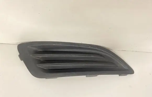 Ford Fiesta Front bumper lower grill C1BB15A222A