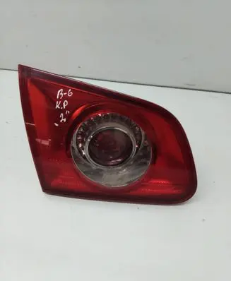 Volkswagen PASSAT B6 Tailgate rear/tail lights 8C9945093