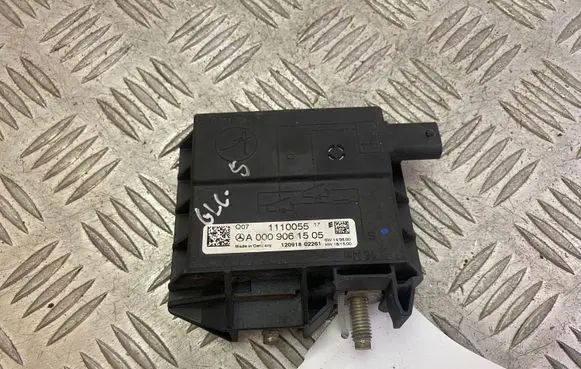 Mercedes-Benz GLC X253 C253 Battery relay fuse A0009061505