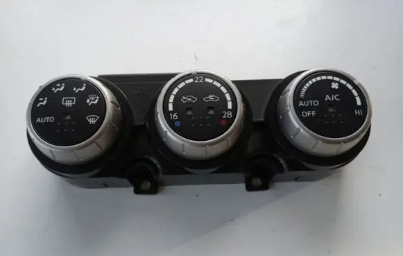 Nissan Murano Z50 Air conditioning (A/C) switch 