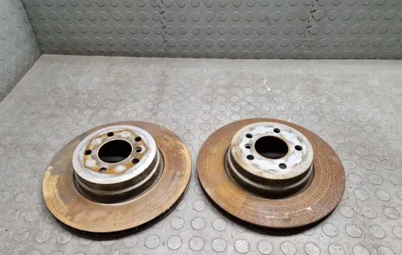 BMW X5 F15 Rear brake disc 6886480