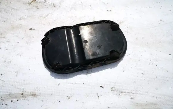 Volvo V50 Headlight/headlamp dust cover 1305239242