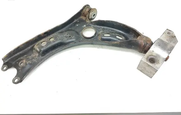 Volkswagen PASSAT B7 Front lower control arm/wishbone