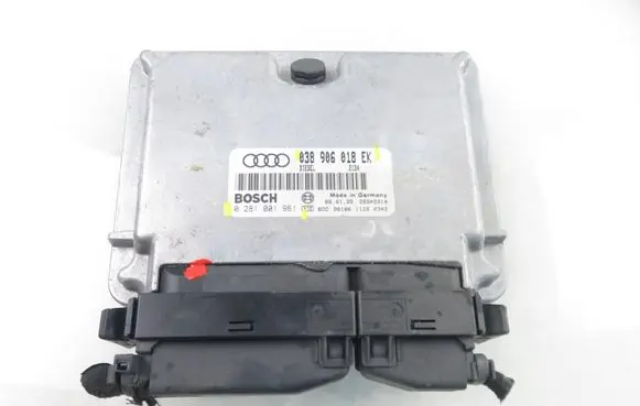 Audi A4 S4 B5 8D Engine control unit/module 0281001961 038906018EK