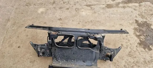 BMW 3 E46 Radiator support slam panel