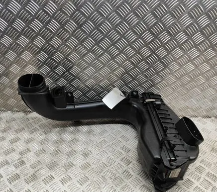 BMW 4 F36 Gran coupe Air filter box 8573869 7804150
