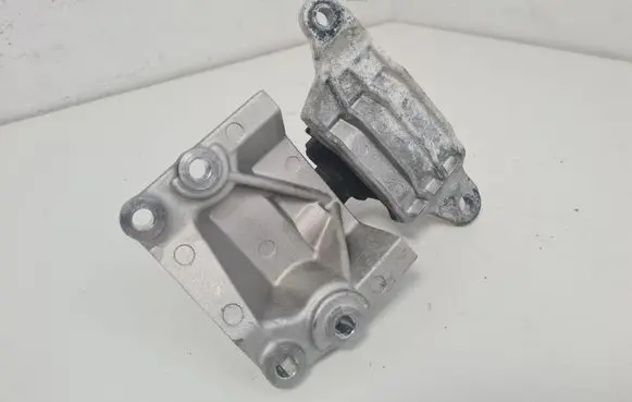 Hyundai i20 (GB IB) Gearbox mounting bracket 21830C7000 1803065