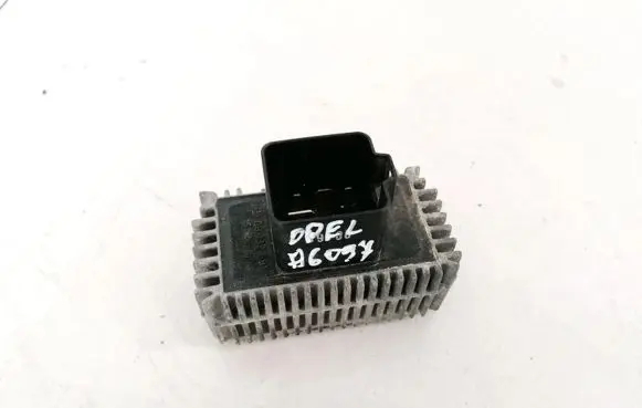 Glow plug pre-heat relay