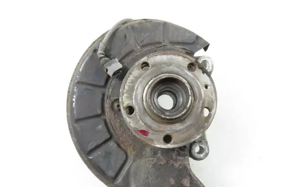 Volkswagen PASSAT B6 Front wheel hub spindle knuckle
