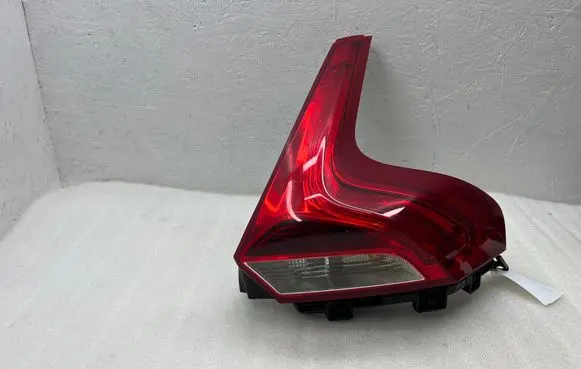 Volvo V40 Rear/tail lights 31395845