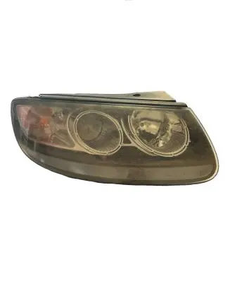 Hyundai Santa Fe Headlight/headlamp 02A011B00