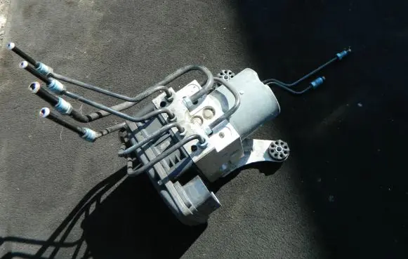 BMW 5 F10 F11 ABS Pump 6795519 6795521
