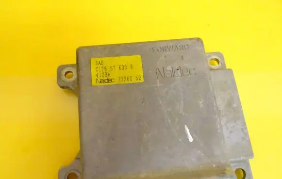 Mazda Premacy Airbag control unit/module C17657K30B