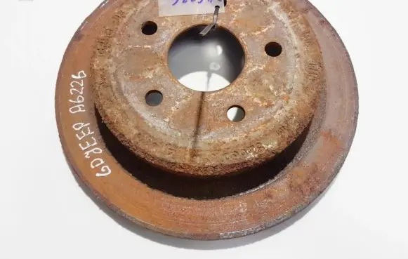 Jeep Grand Cherokee (WK) Rear brake disc neventiliuojamas