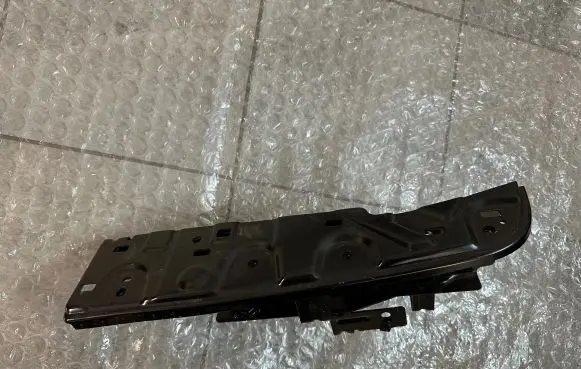 Ford Ranger IV Rear bumper mounting bracket