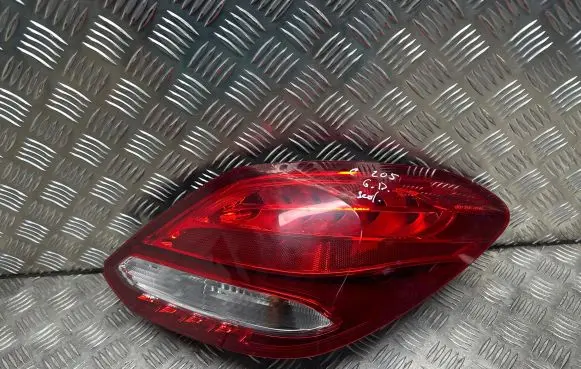 Mercedes-Benz C W205 Rear/tail lights A2059061257 YAP2578415