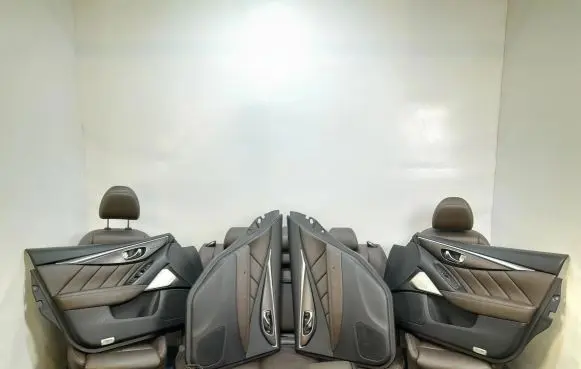 Seat set