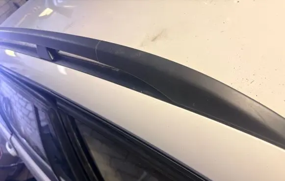BMW 3 E90 E91 Roof bar rail 