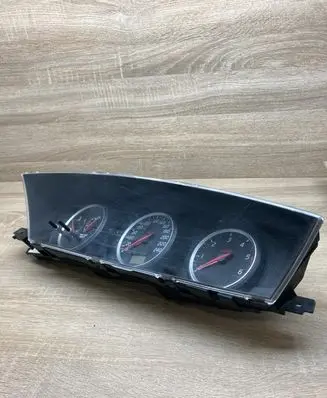 Nissan Primera Speedometer (instrument cluster) AV165 Primeracluster