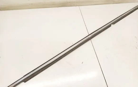 Toyota Avensis T250 Rear door glass trim molding 