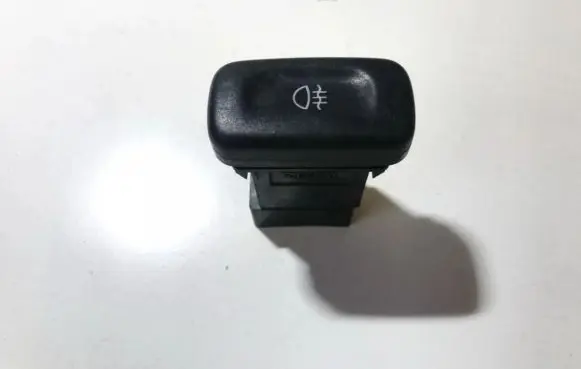Fog light switch