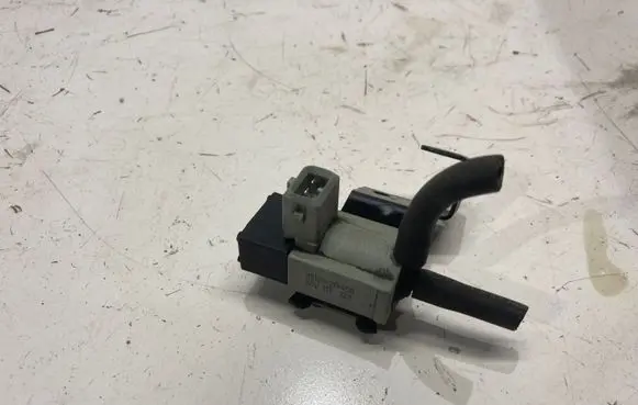 KIA Sportage Turbo solenoid valve 351202A450