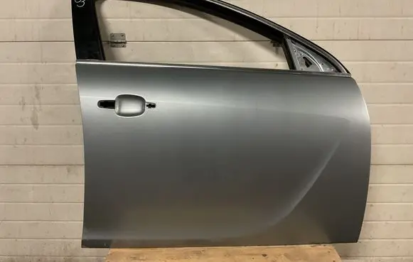 Opel Insignia A Front door 