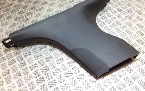 Volvo XC60 (B) pillar trim (bottom) 31425697