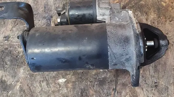 Opel Signum Starter motor