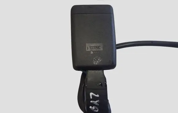 Mazda 6 Front seatbelt buckle 1052246