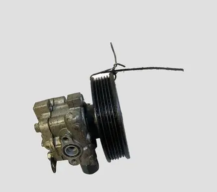 Hyundai Tucson JM Power steering pump 571002E300