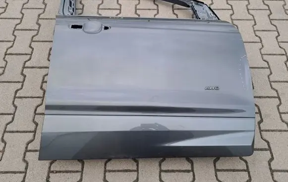 Ford Kuga II Front door