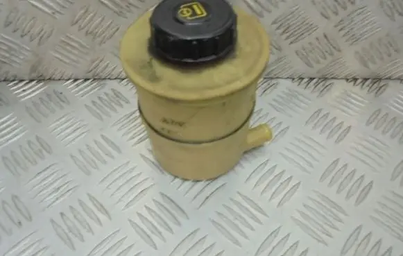 Renault Megane I Power steering fluid tank/reservoir