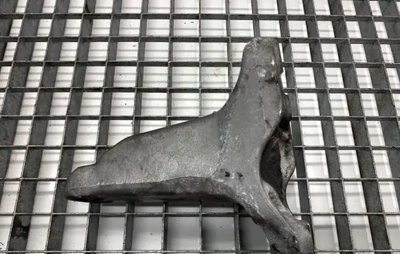 BMW 3 F30 F35 F31 Engine mounting bracket 6784826