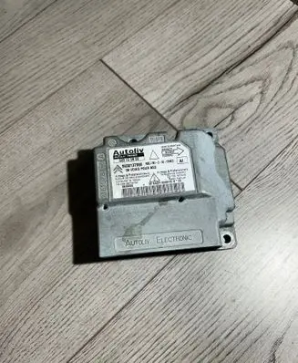 Citroen C4 I Airbag control unit/module 603725800 9658137980