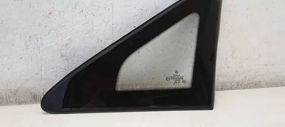 Mercedes-Benz Vito Viano W639 Front triangle window/glass A6396736305 6396736305