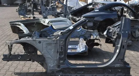 BMW i4 Front quarter panel 