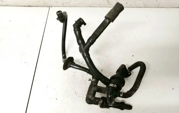 Volkswagen PASSAT B5.5 Valve vacuum 058133753b