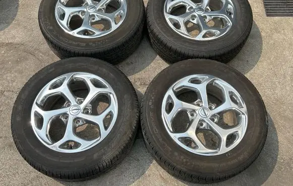 Chrysler Pacifica R18 alloy rim 68459828AA