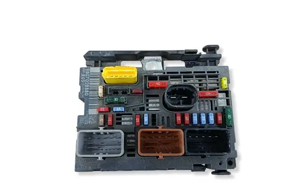 Citroen Berlingo BSM Control unit 9807028880